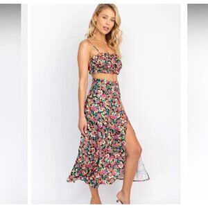 RESA NWT Revolve floral crop top , Size XS